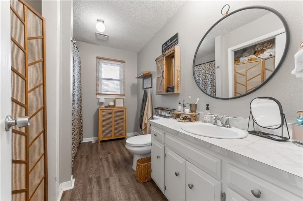 1502 SE Royal Street — photo 16