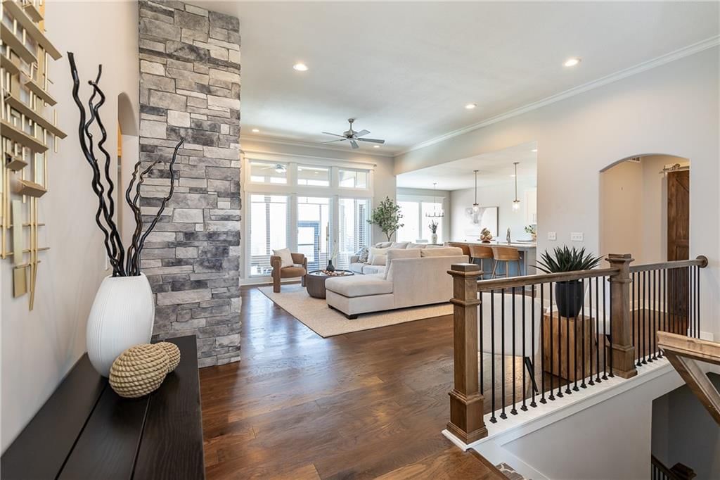 4060 NE Timberlake Court — photo 5