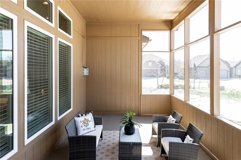 4060 NE Timberlake Court — photo 16
