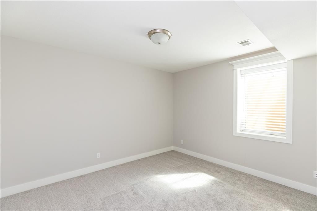 4060 NE Timberlake Court — photo 35