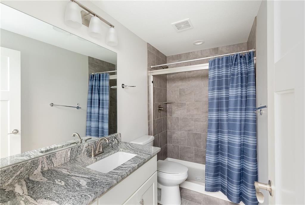 4060 NE Timberlake Court — photo 37