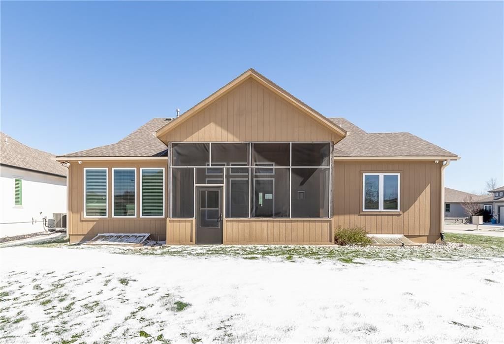 4060 NE Timberlake Court — photo 40