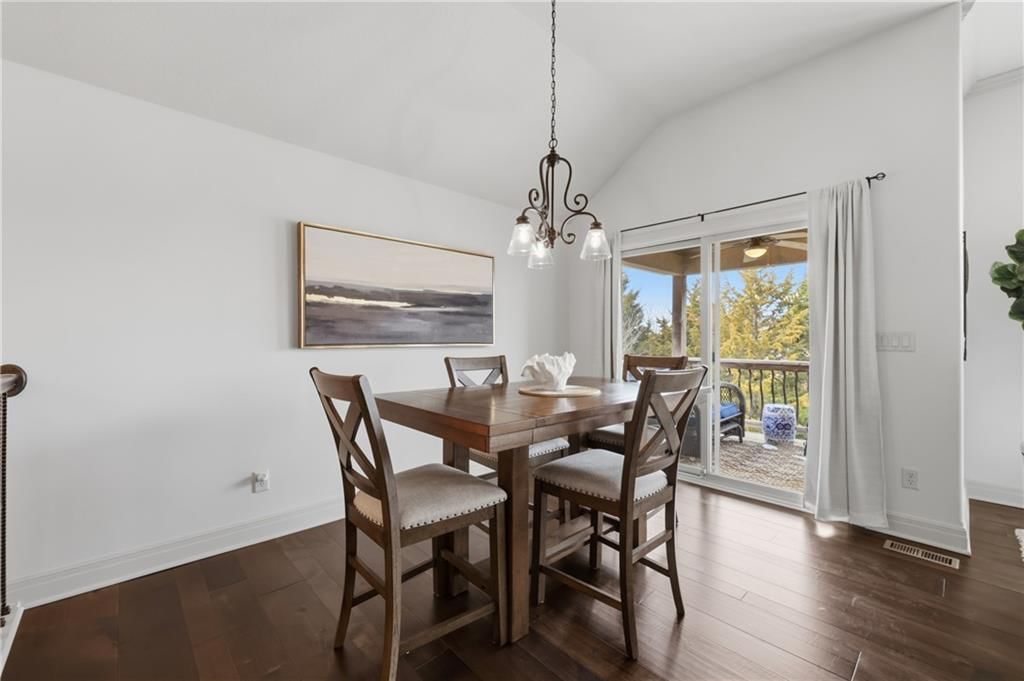 1528 SW ANTIQUITY Drive — photo 9