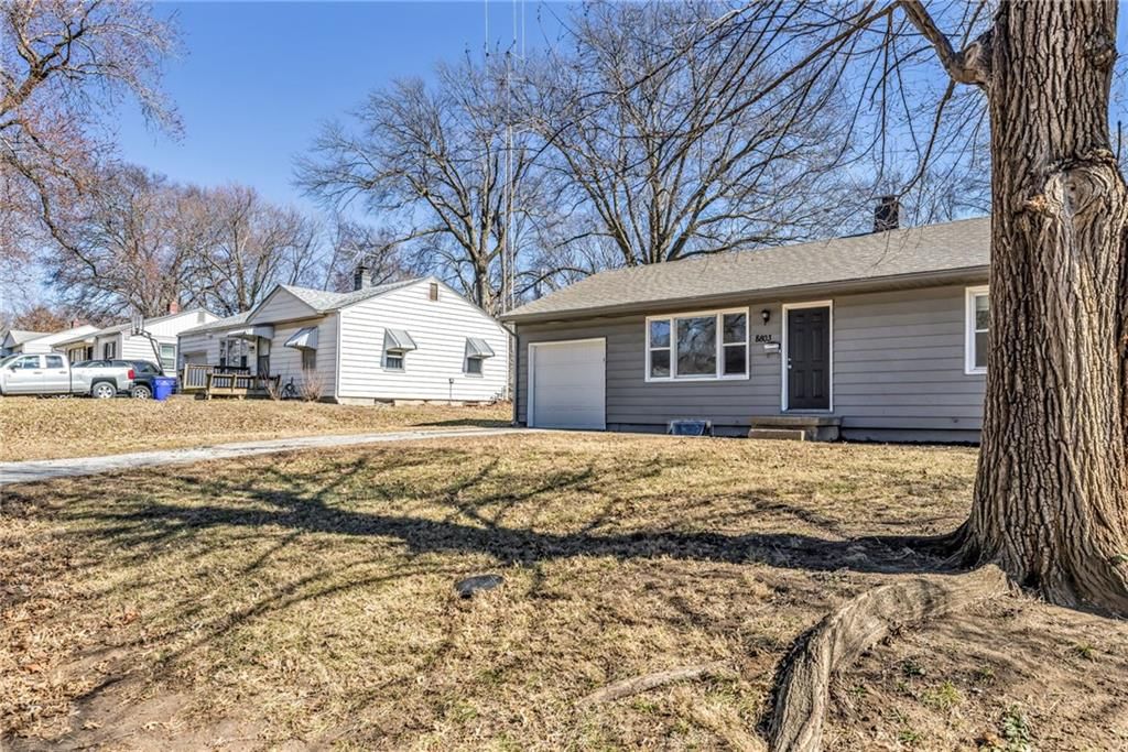 8803 Richards Drive — photo 3