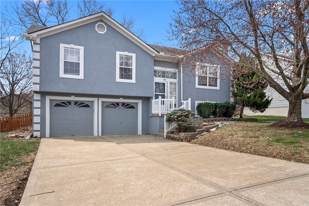 109 E Laredo Trail — photo 2
