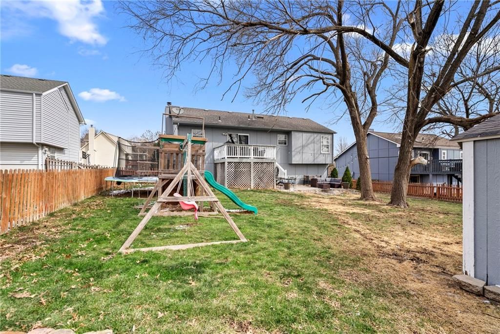 109 E Laredo Trail — photo 32
