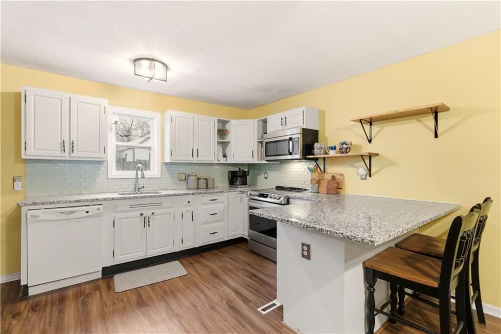 106 W 81st Street — photo 10