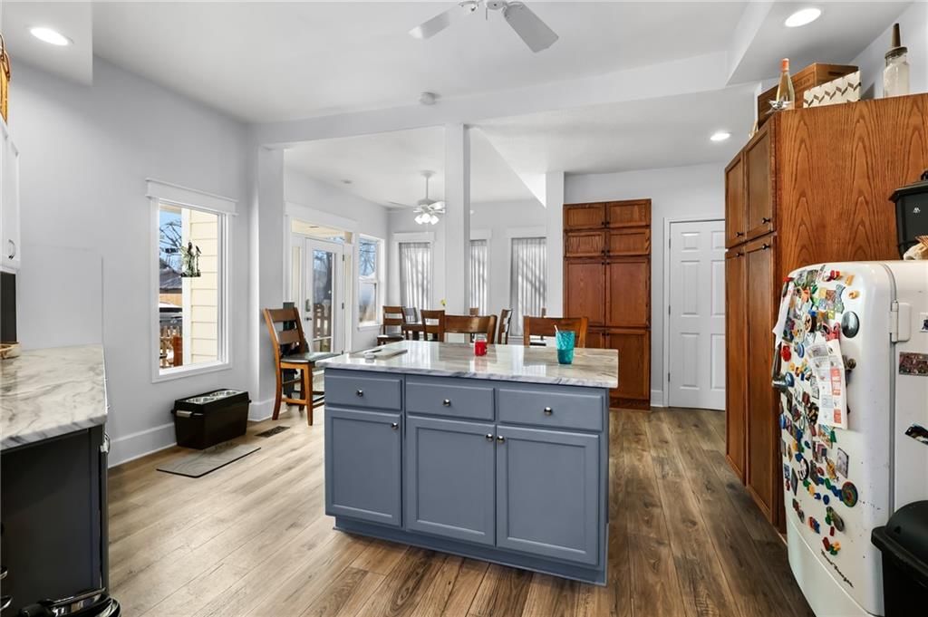 715 Main Street — photo 11