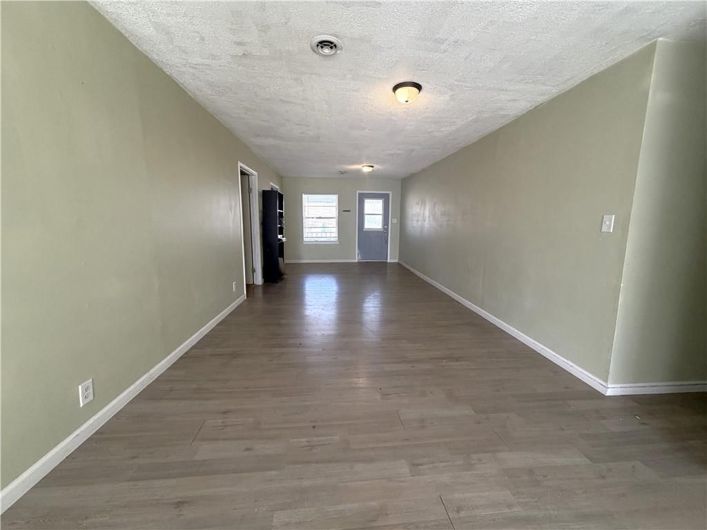 950 E Main Street — photo 20