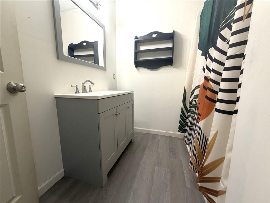 950 E Main Street — photo 22