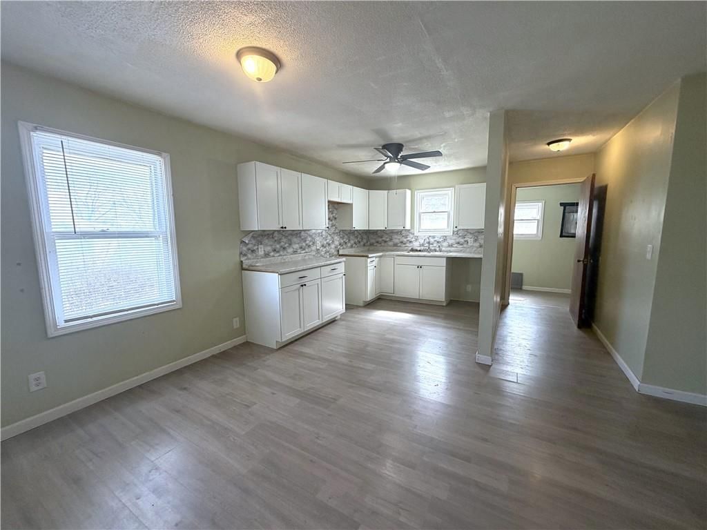 950 E Main Street — photo 26