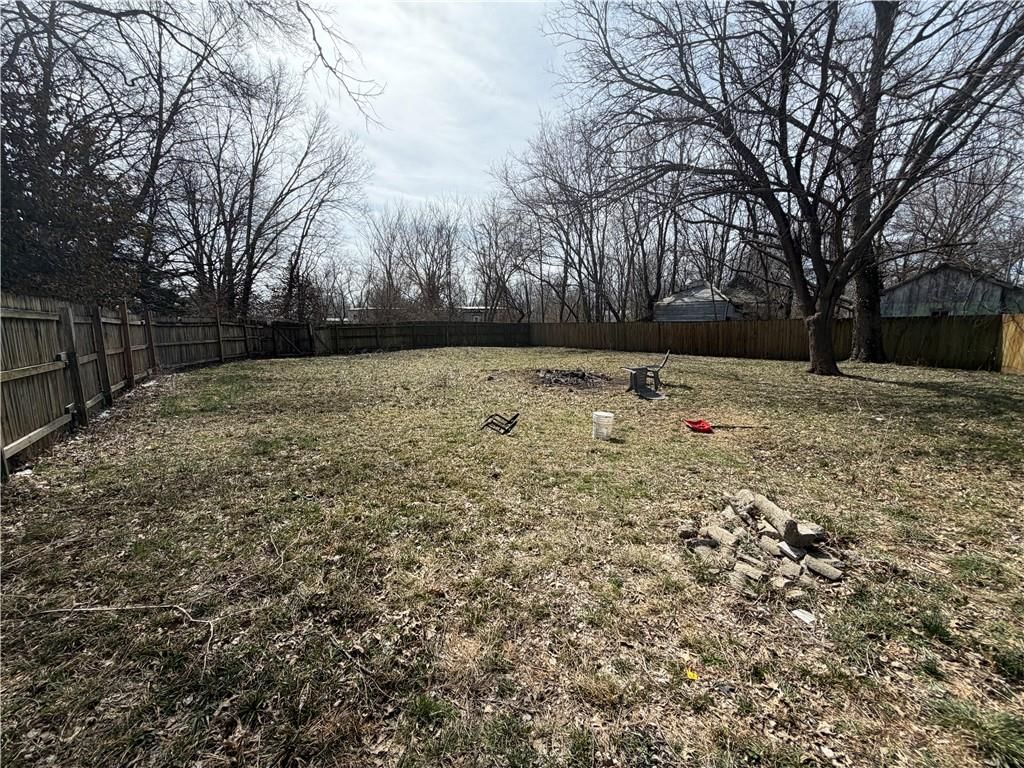 950 E Main Street — photo 34