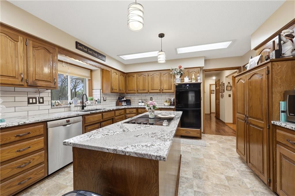 2200 NW Fawn Drive — photo 8