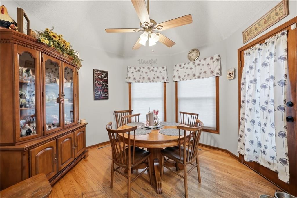2200 NW Fawn Drive — photo 9