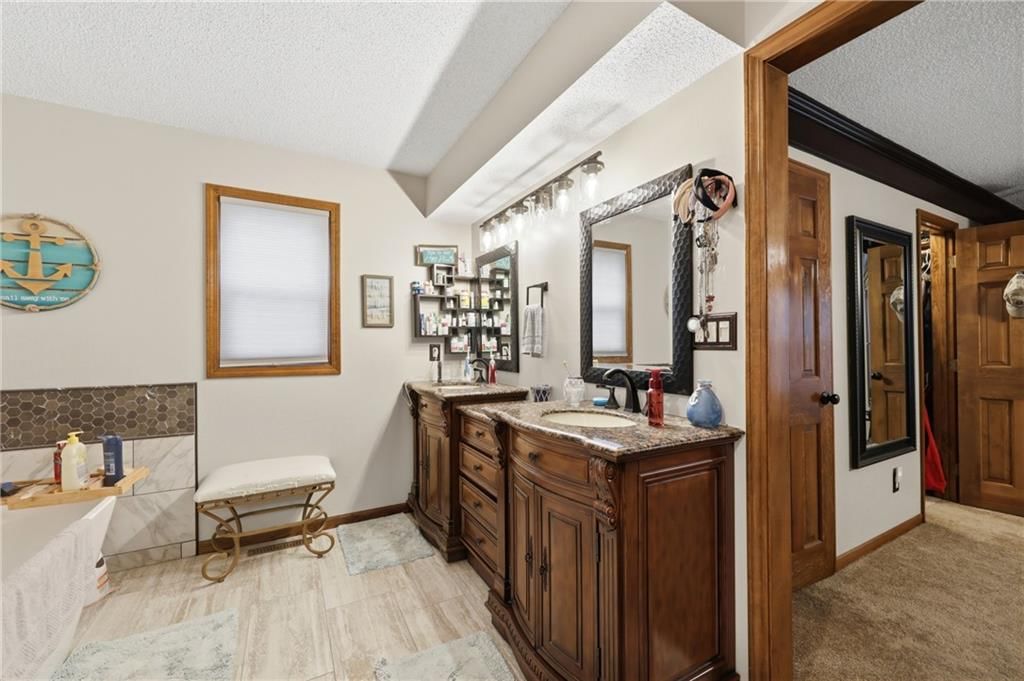 2200 NW Fawn Drive — photo 22