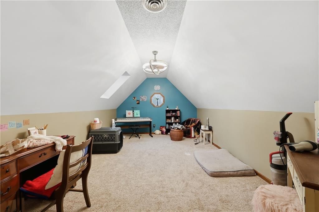 2200 NW Fawn Drive — photo 32