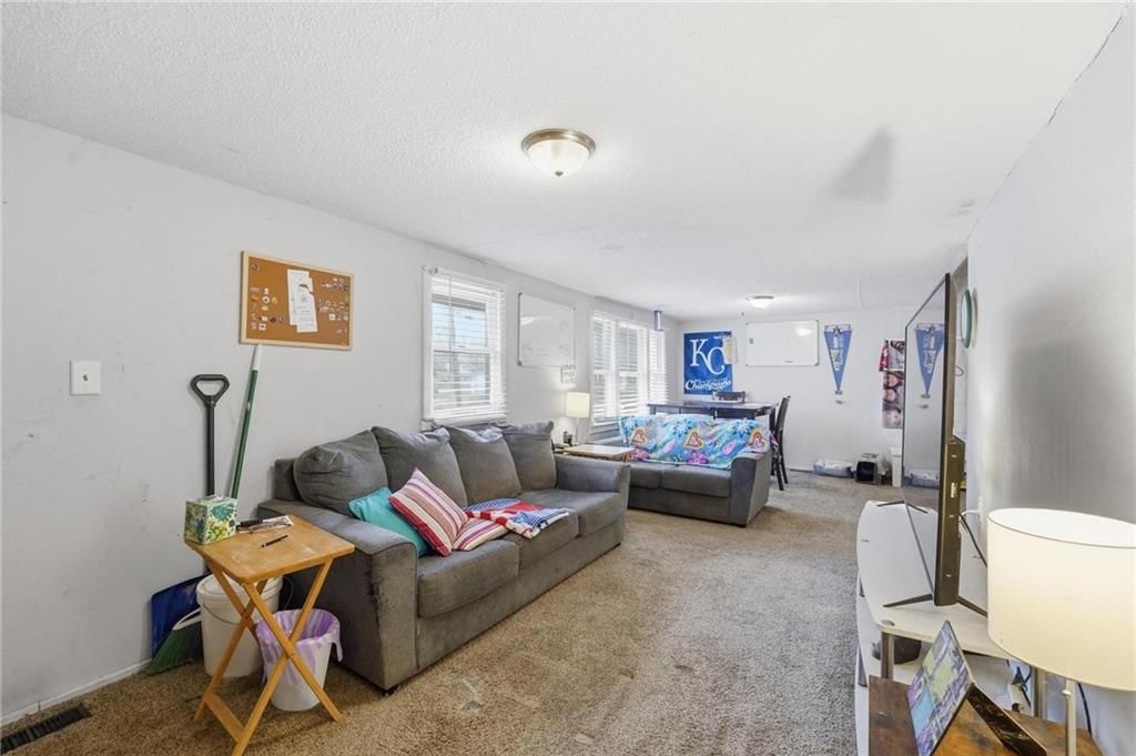 328 Walnut Avenue — photo 4