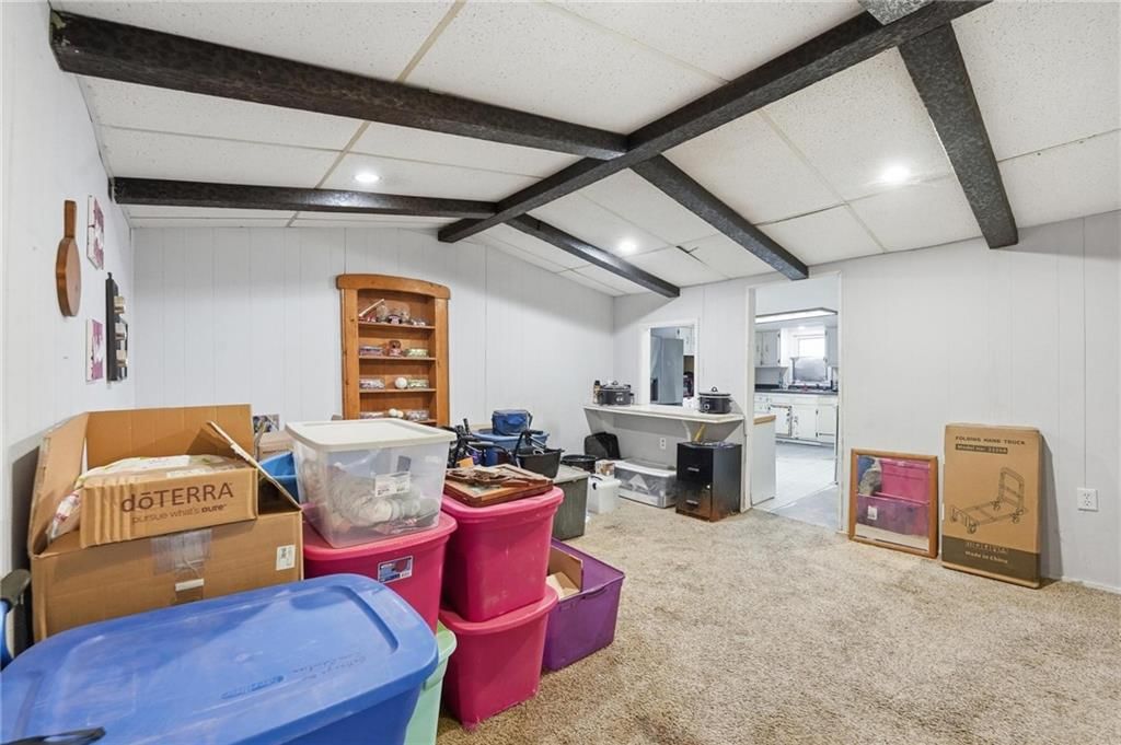 328 Walnut Avenue — photo 16