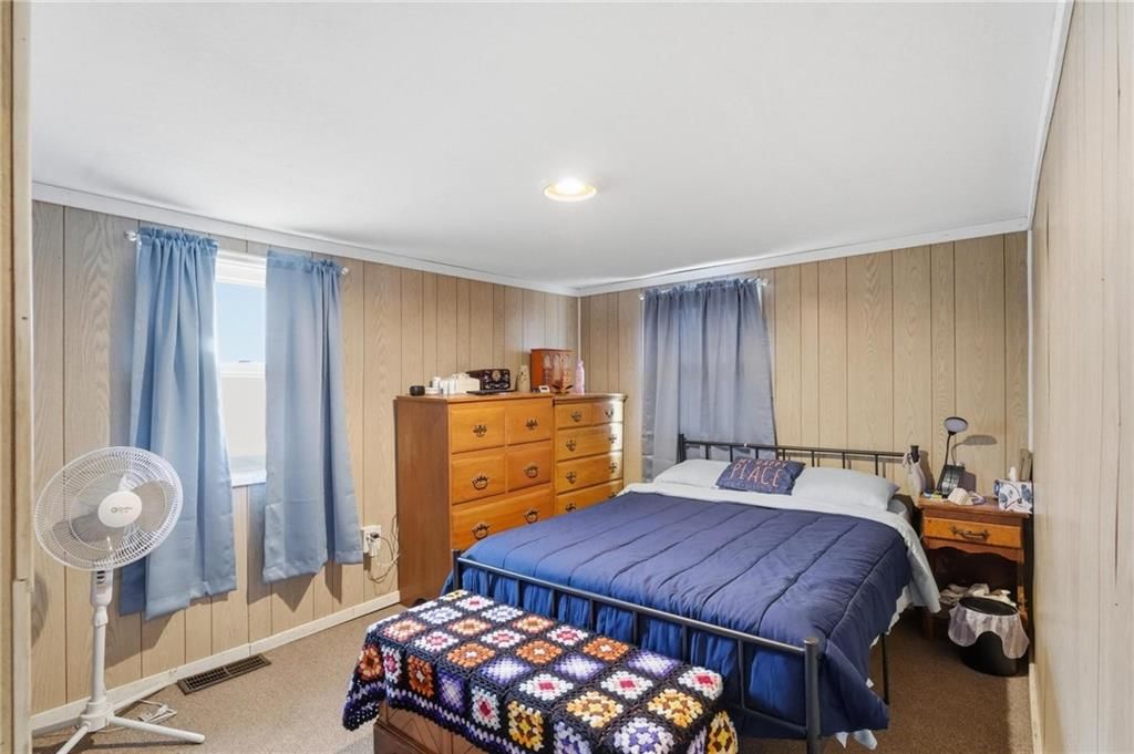 328 Walnut Avenue — photo 19