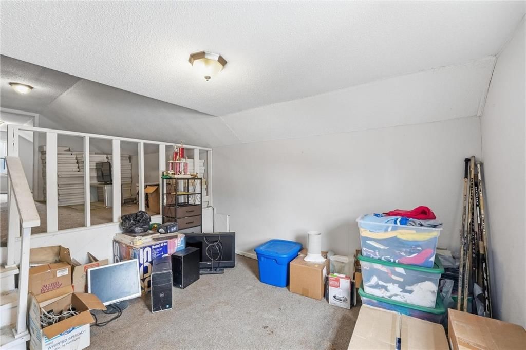 328 Walnut Avenue — photo 23