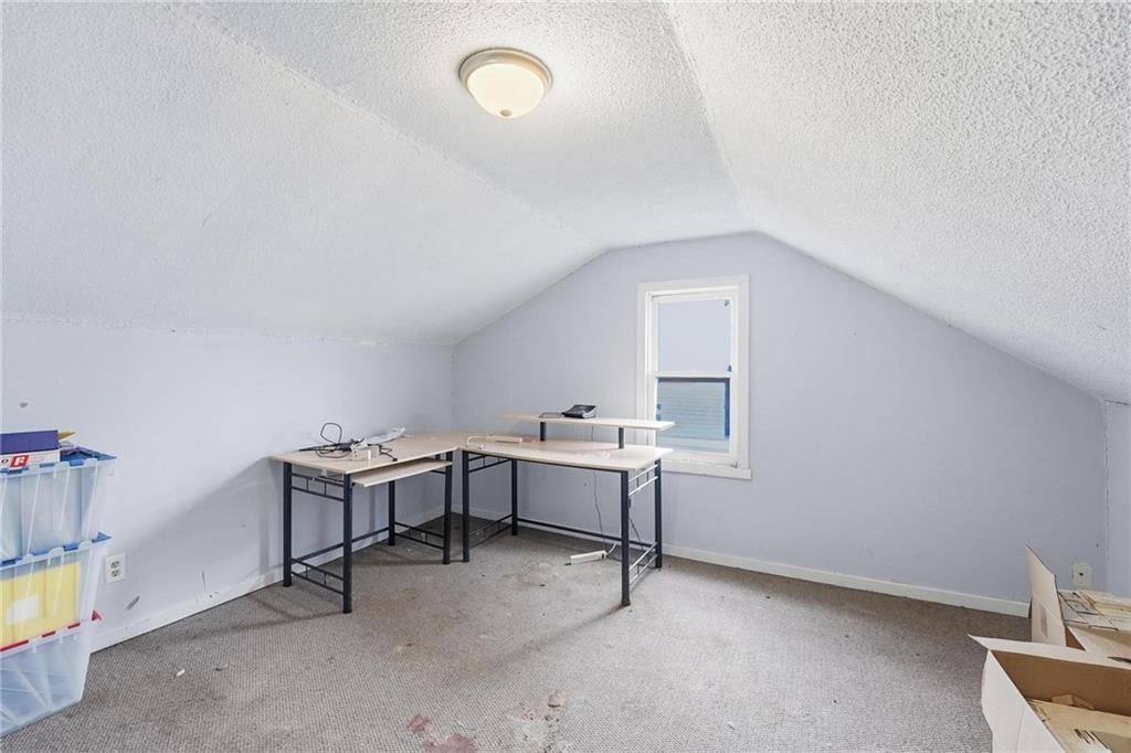 328 Walnut Avenue — photo 26