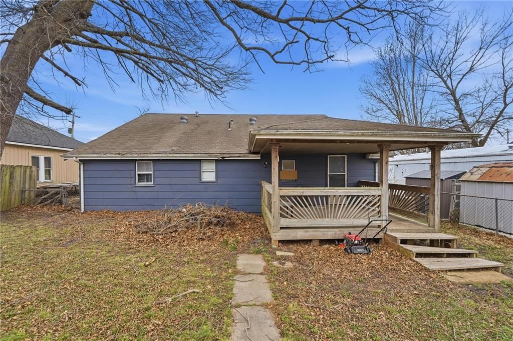 328 Walnut Avenue — photo 28