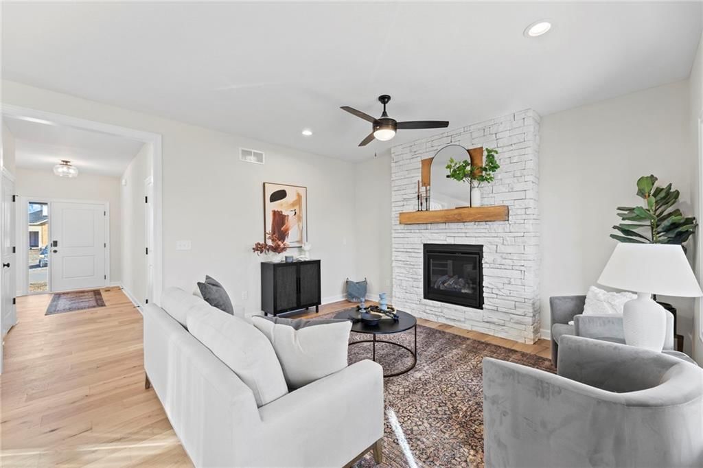 12222 S Emerald Street — photo 7