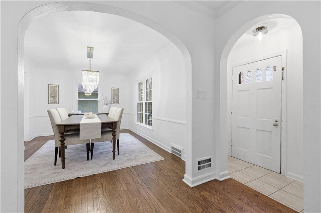 1263 W Gregory Boulevard — photo 8