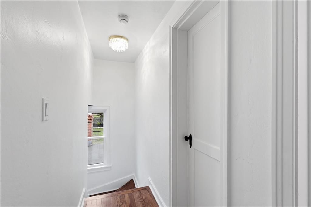 1263 W Gregory Boulevard — photo 20