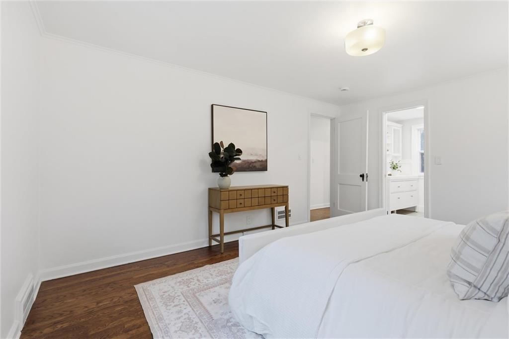 1263 W Gregory Boulevard — photo 22