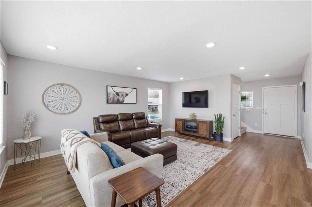 3522 SE Corbin Drive — photo 4