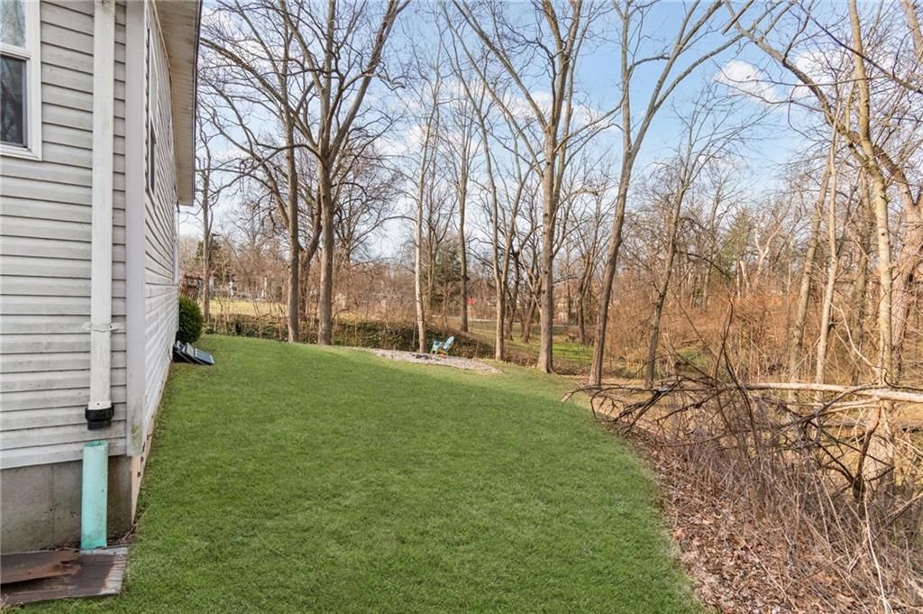 612 N Locust Street — photo 25