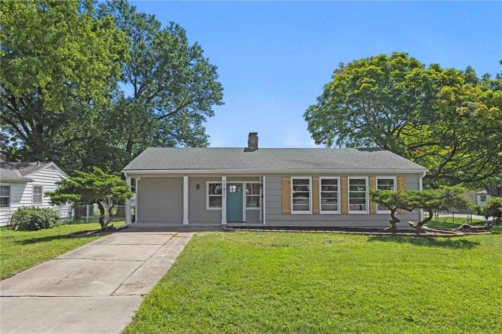 11911 E 44th Street, Kansas City, MO