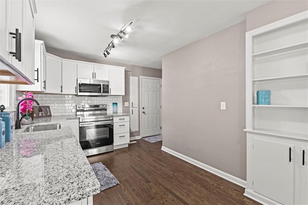 11911 E 44th Street — photo 10