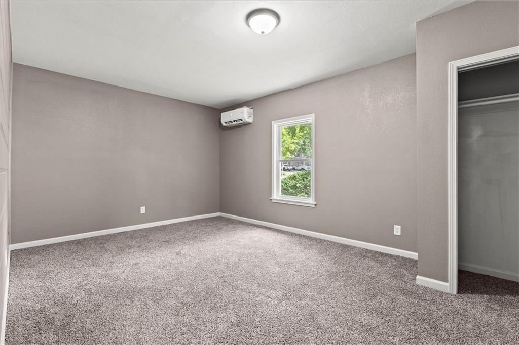 11911 E 44th Street — photo 22