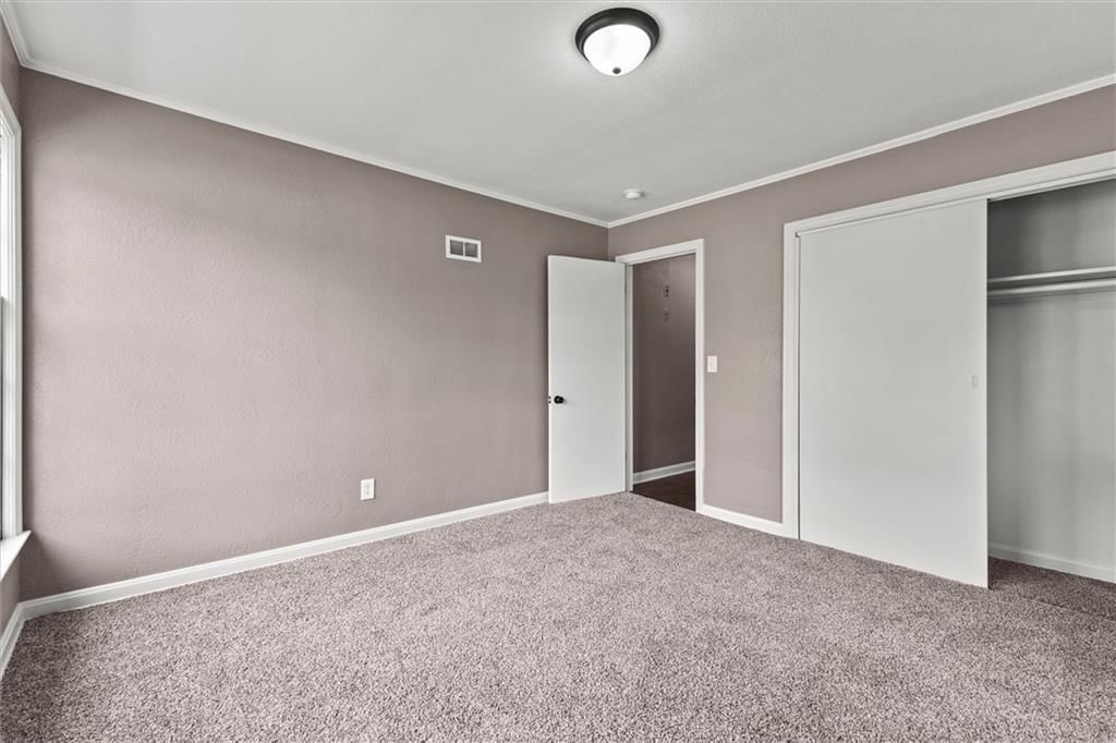 11911 E 44th Street — photo 25