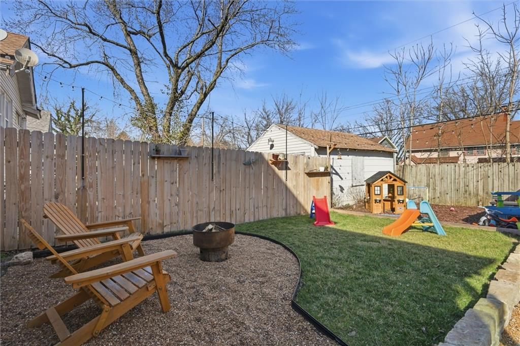 4321 BELLEFONTAINE Avenue — photo 26