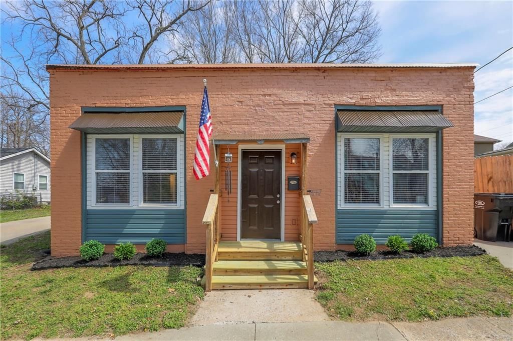 211 S Pearl Street, Independence, MO