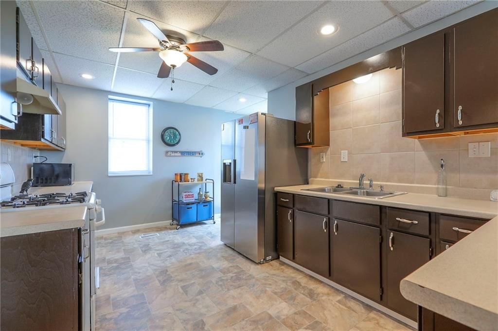 211 S Pearl Street — photo 13
