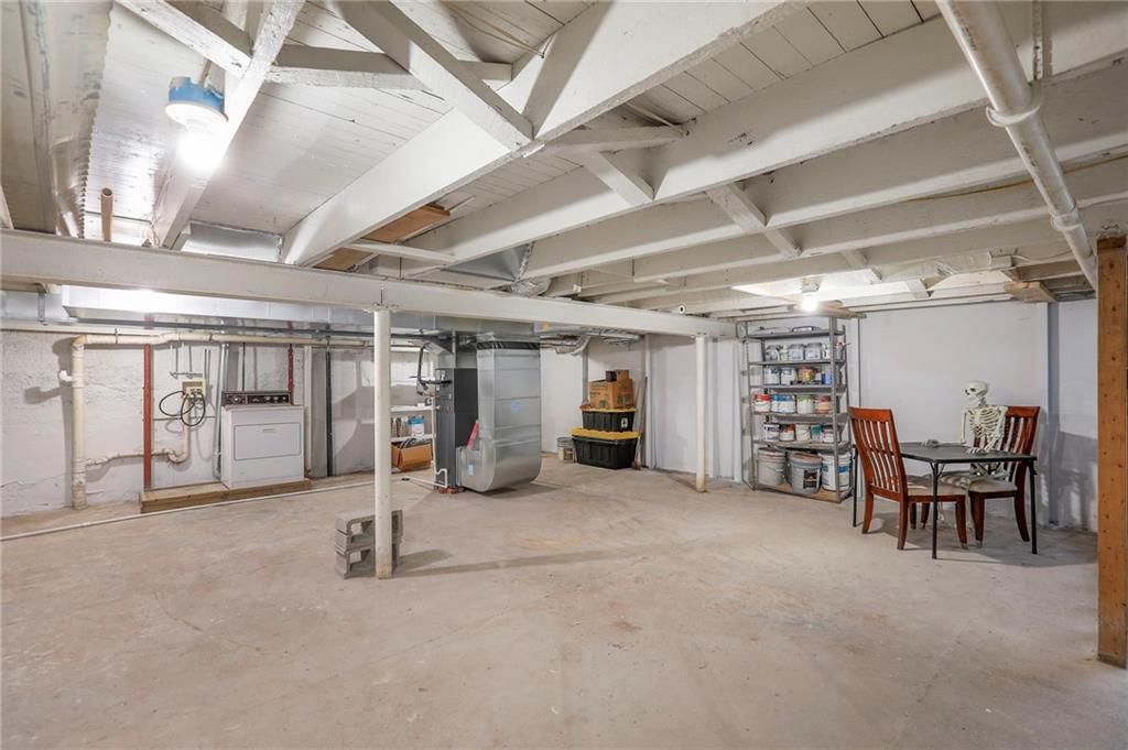 211 S Pearl Street — photo 29