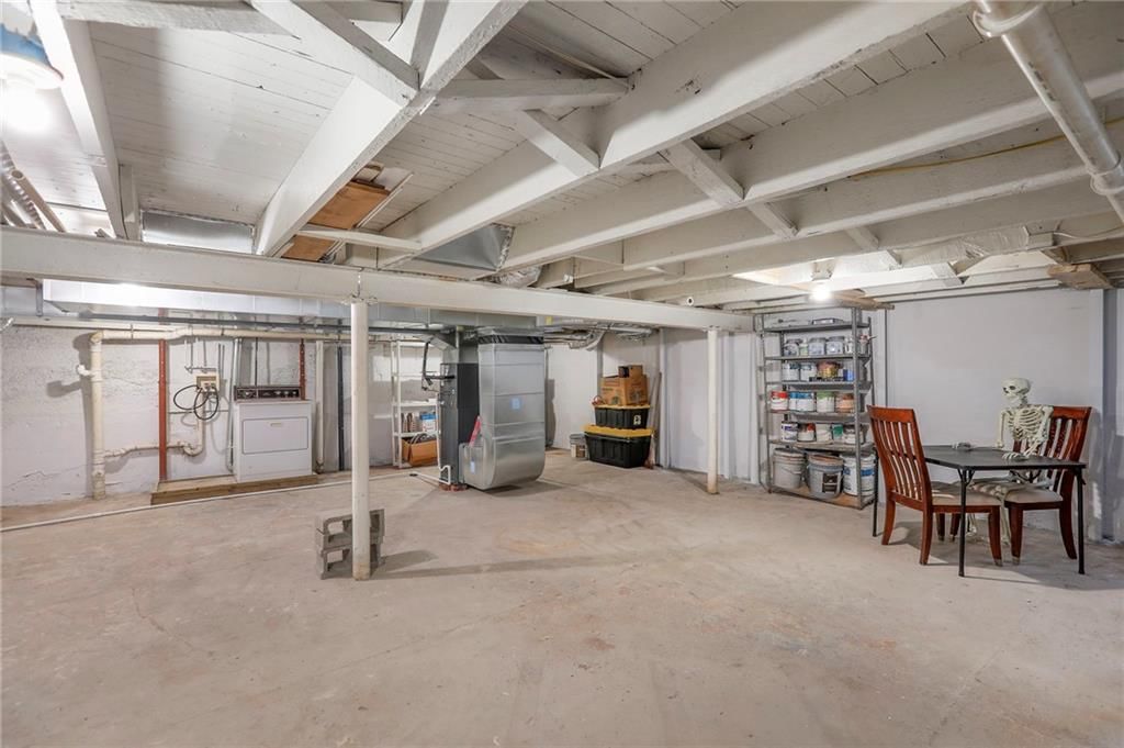 211 S Pearl Street — photo 30