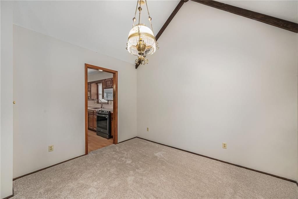 8125 NW Beaman Drive — photo 5