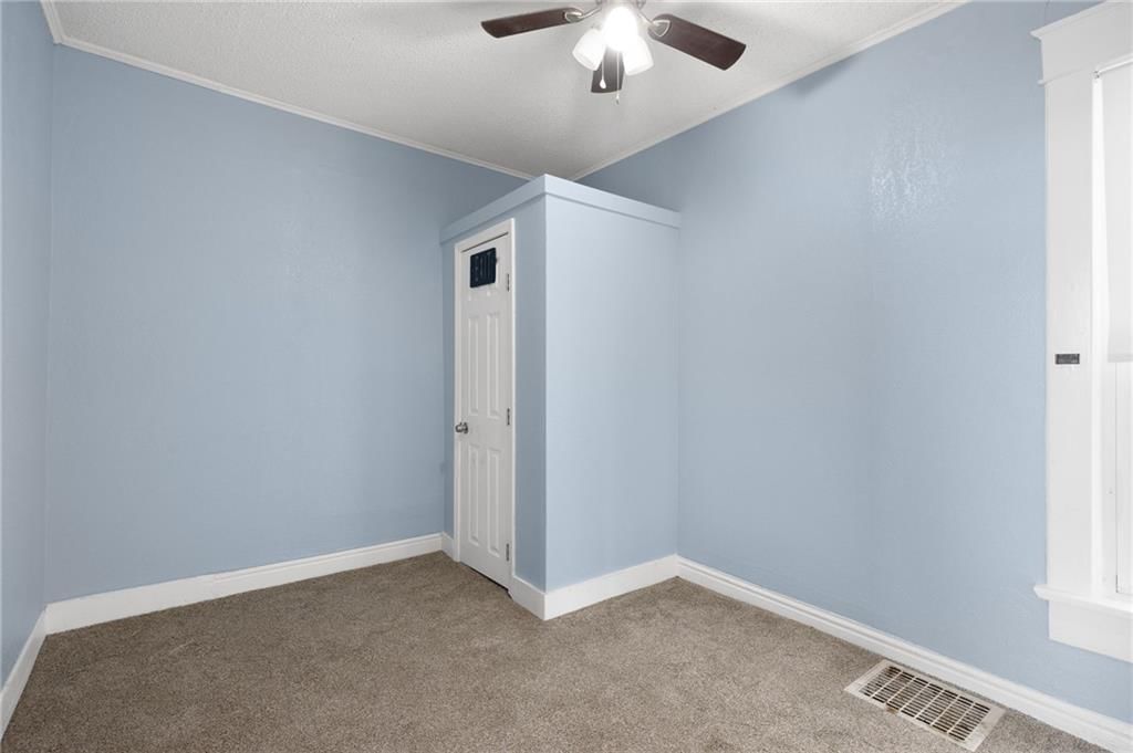 1036 Sandusky Avenue — photo 26