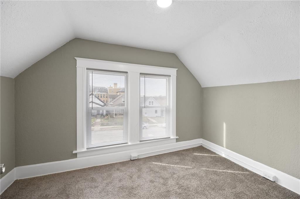 1036 Sandusky Avenue — photo 29