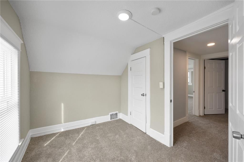 1036 Sandusky Avenue — photo 30