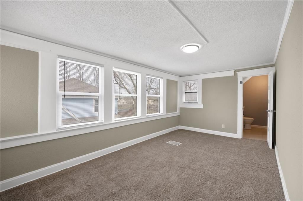 1036 Sandusky Avenue — photo 31