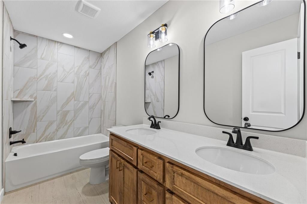 12242 S Emerald Street — photo 20
