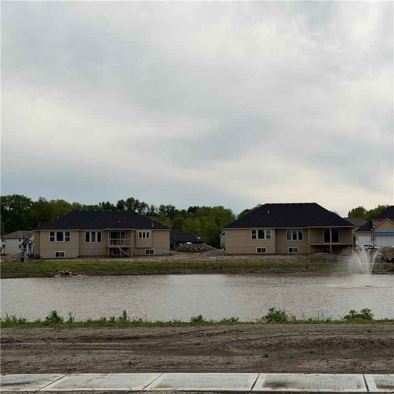 2357 Prairie Creek Drive — photo 16