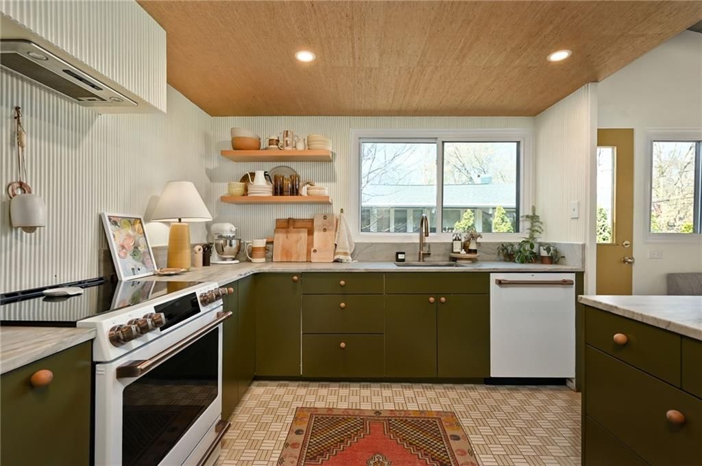 4504 W 78th Street — photo 18