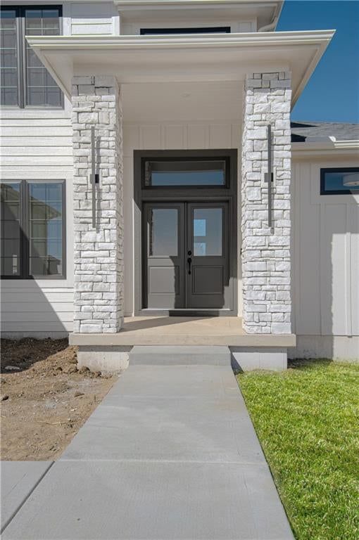 2306 Foxtail Drive — photo 4